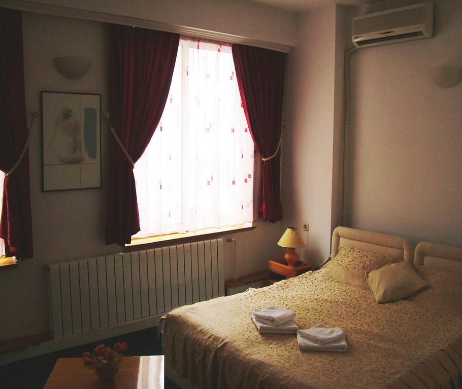 Hotel Residence Inn Skopje Chambre photo