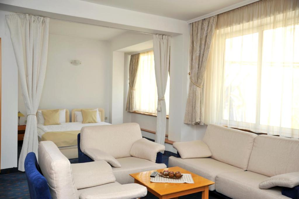 Hotel Residence Inn Skopje Extérieur photo