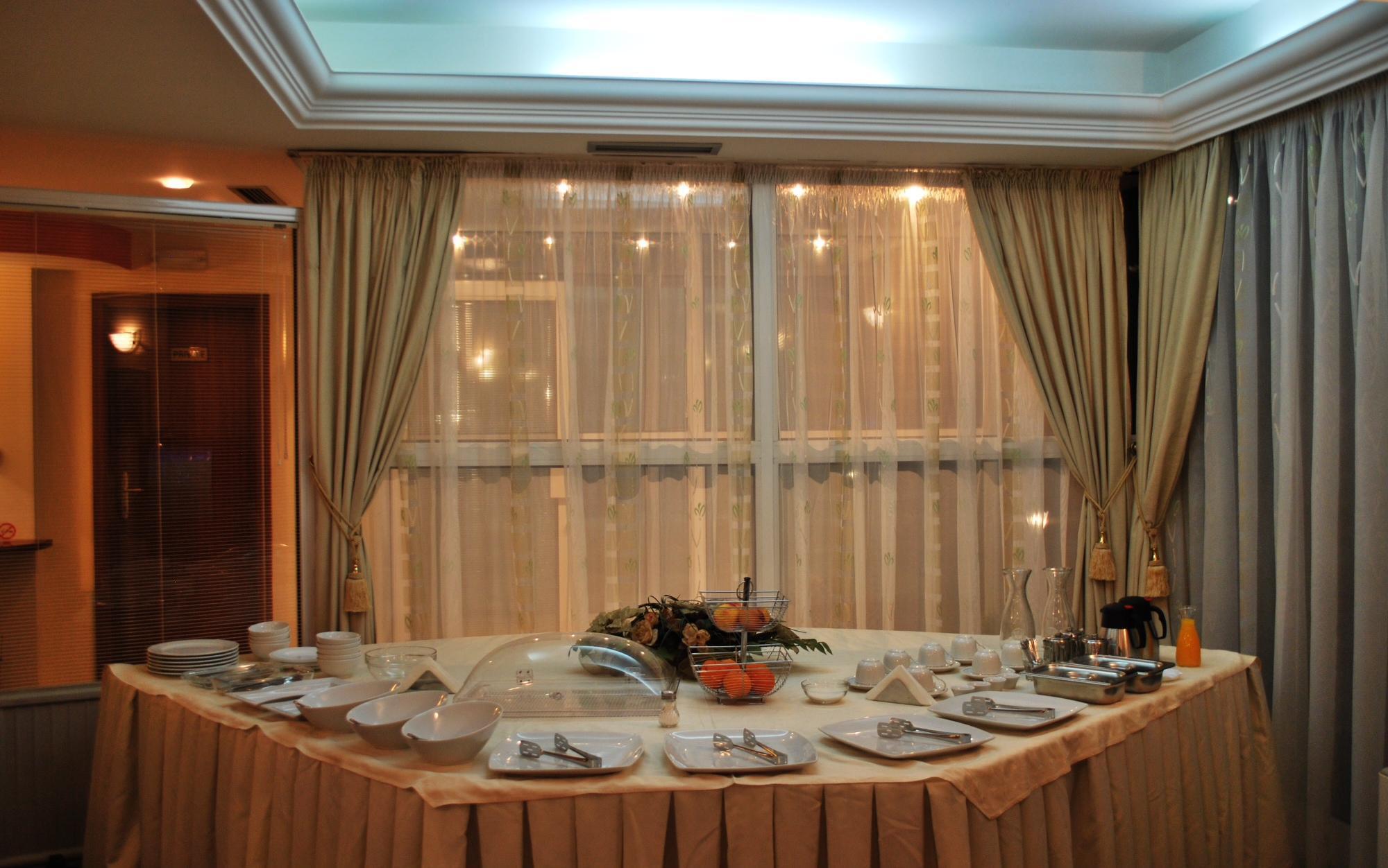 Hotel Residence Inn Skopje Extérieur photo