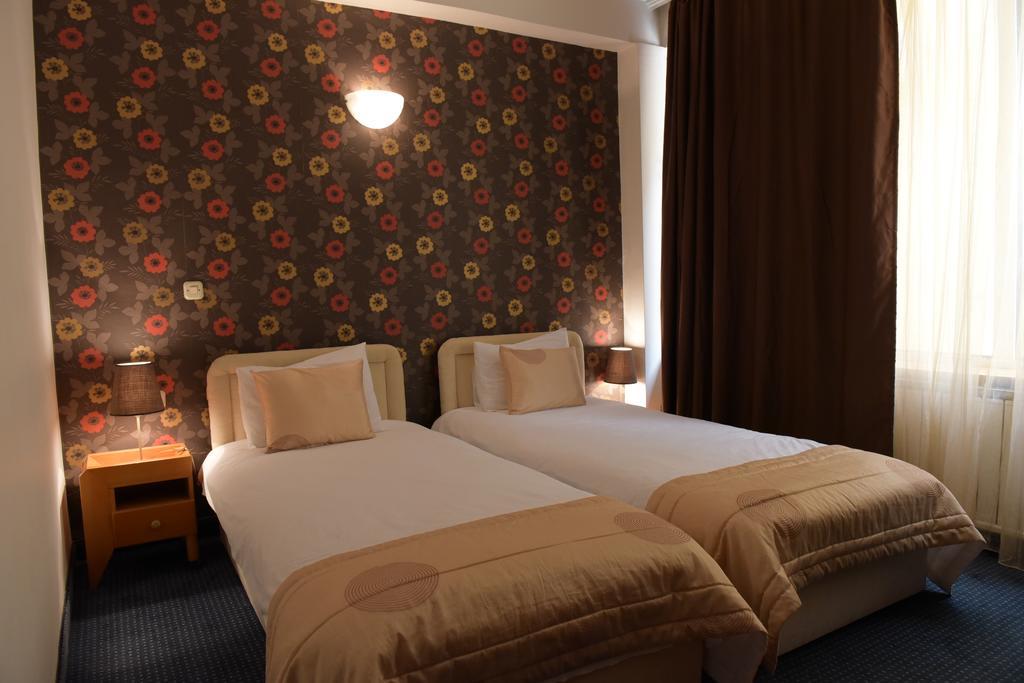 Hotel Residence Inn Skopje Extérieur photo