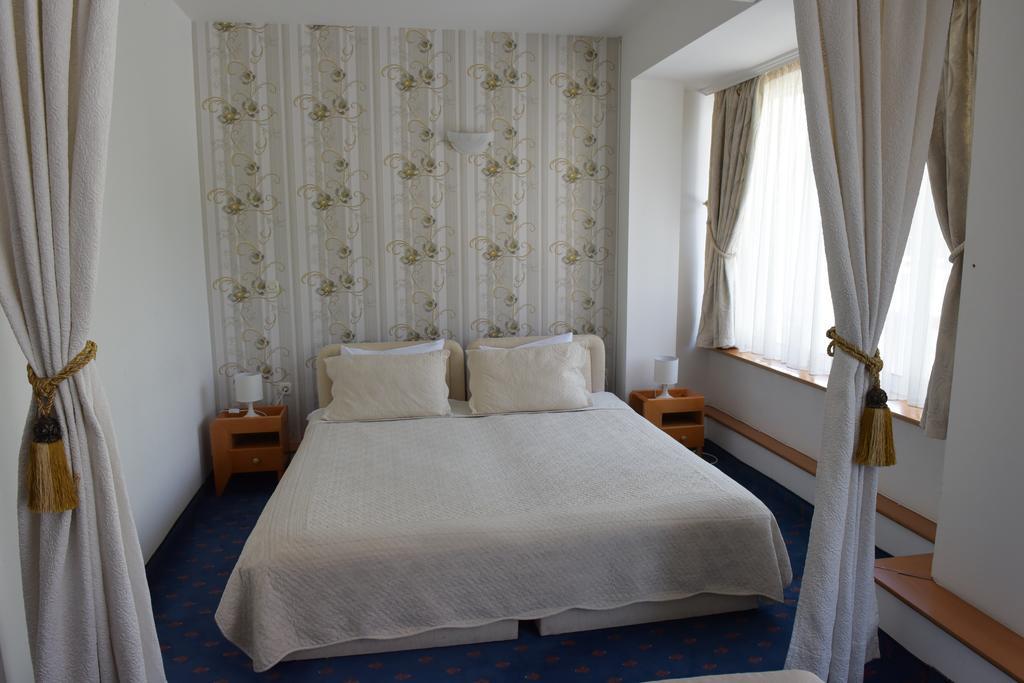 Hotel Residence Inn Skopje Extérieur photo
