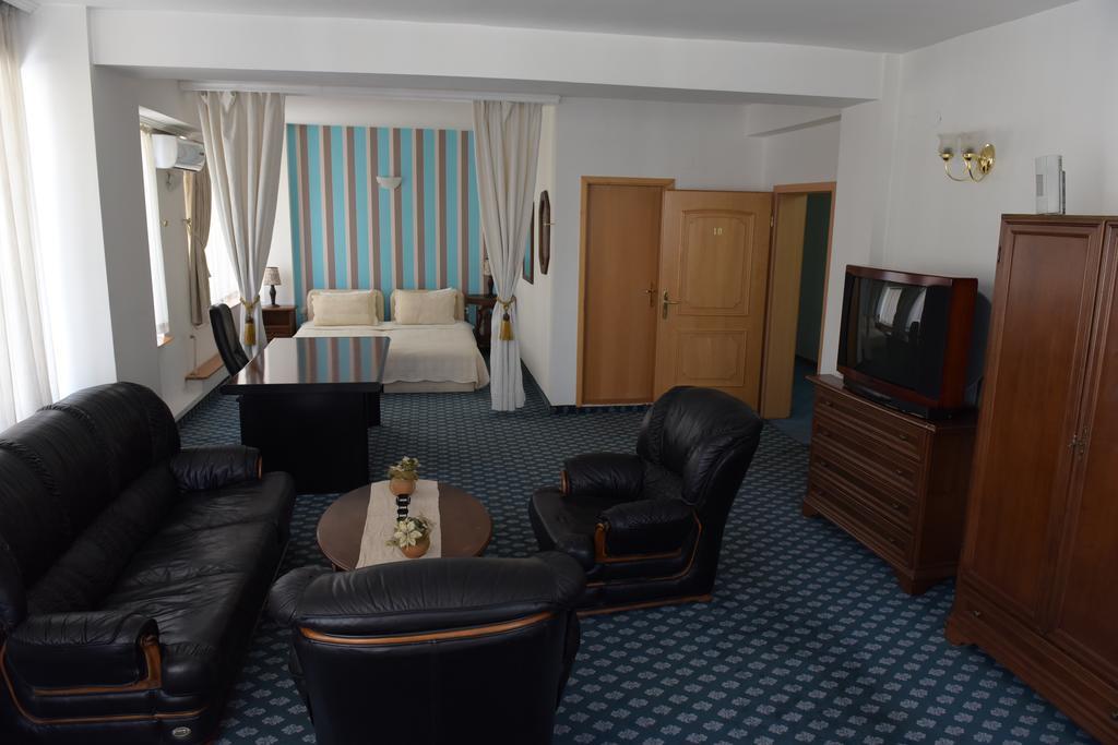 Hotel Residence Inn Skopje Extérieur photo