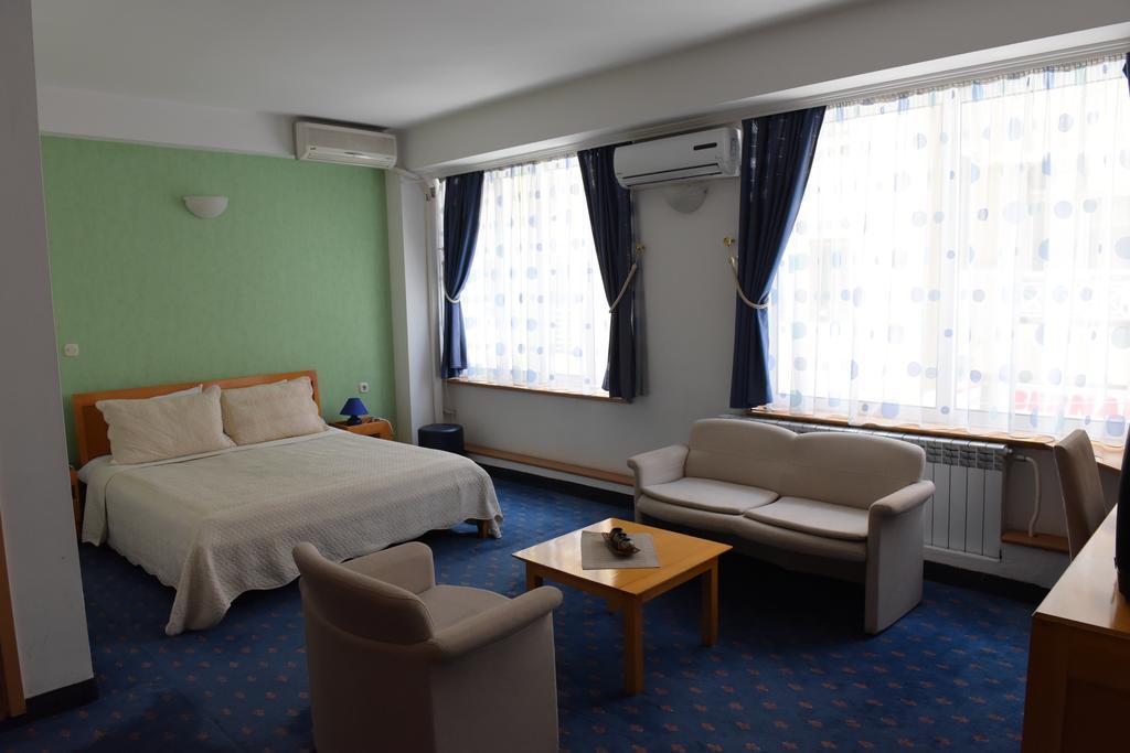 Hotel Residence Inn Skopje Extérieur photo